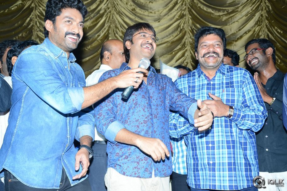 Pataas-Movie-Success-Meet-at-Devi-Theatre